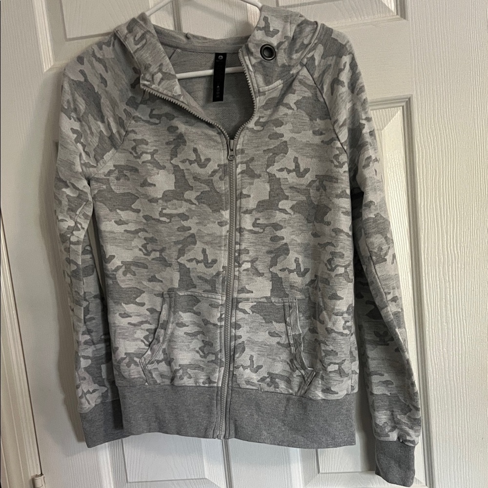 90 Degree By Reflex Gray Camo Jacket